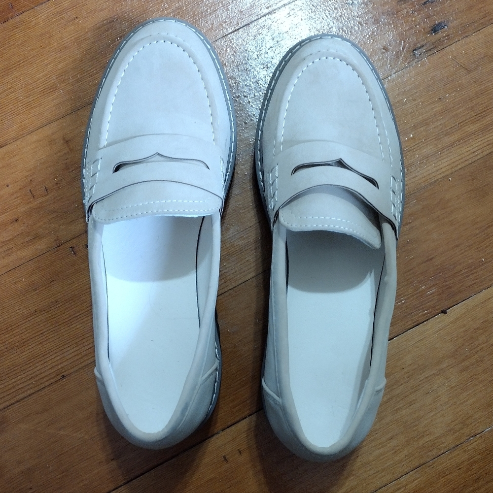 Women's Cream/Beige Platform Loafer - Picture 5 of 5